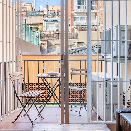 Next To Sagrada Familia 4-Bedroom Apartment Барселона Экстерьер фото